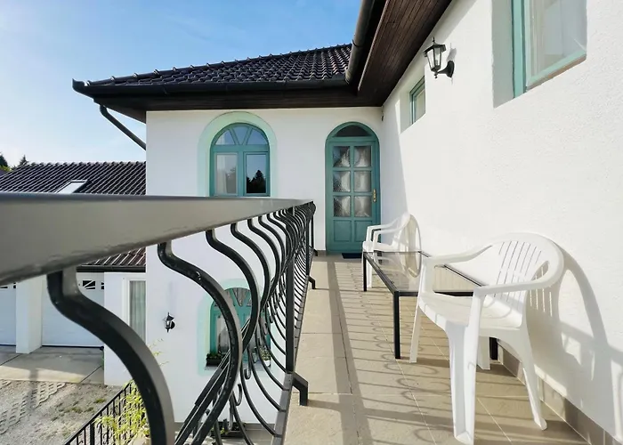 White House Zalakaros