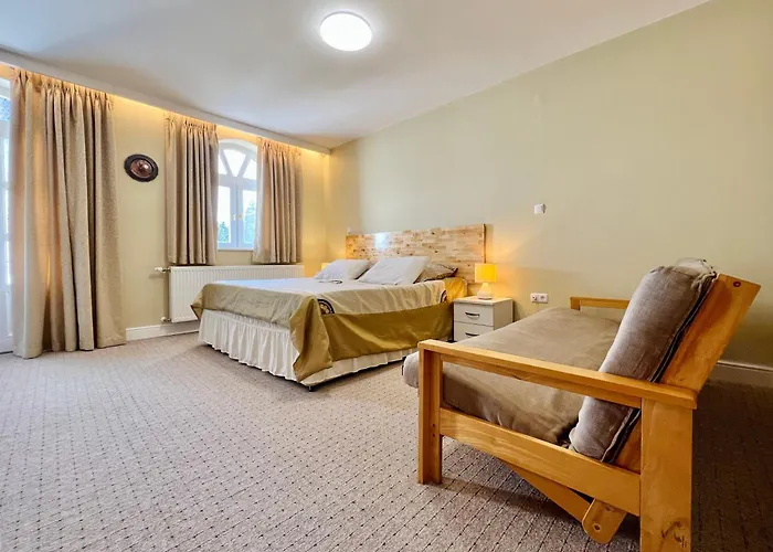 White House 3* Zalakaros